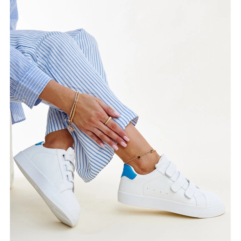 Sneakers con velcro bianche e blu di Samala bianca 1