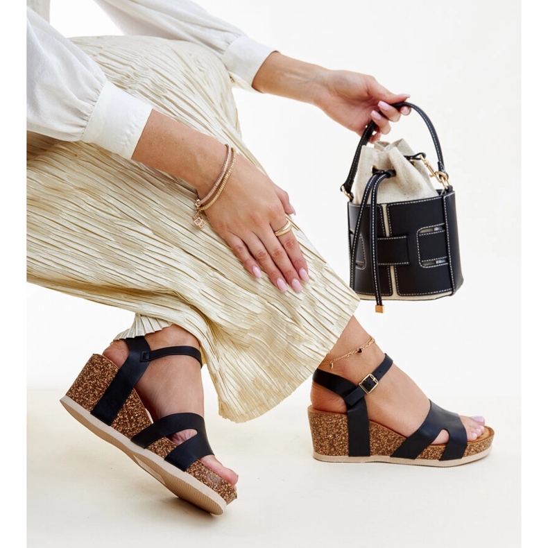 Sandali con zeppa Gabera in sughero nero 1