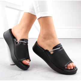 Sandali zeppa da donna in pelle nera Filippo DK6067 nero 1