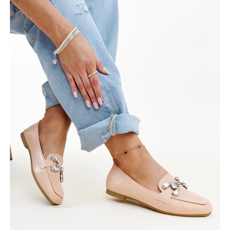 Mocassini beige con fibbia Mali in zirconio 1