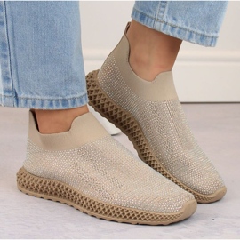 S.Barski Scarpe sportive slip-on con strass D&amp;A OLI257A, beige 2