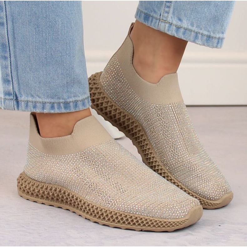 S.Barski Scarpe sportive slip-on con strass D&amp;A OLI257A, beige 2