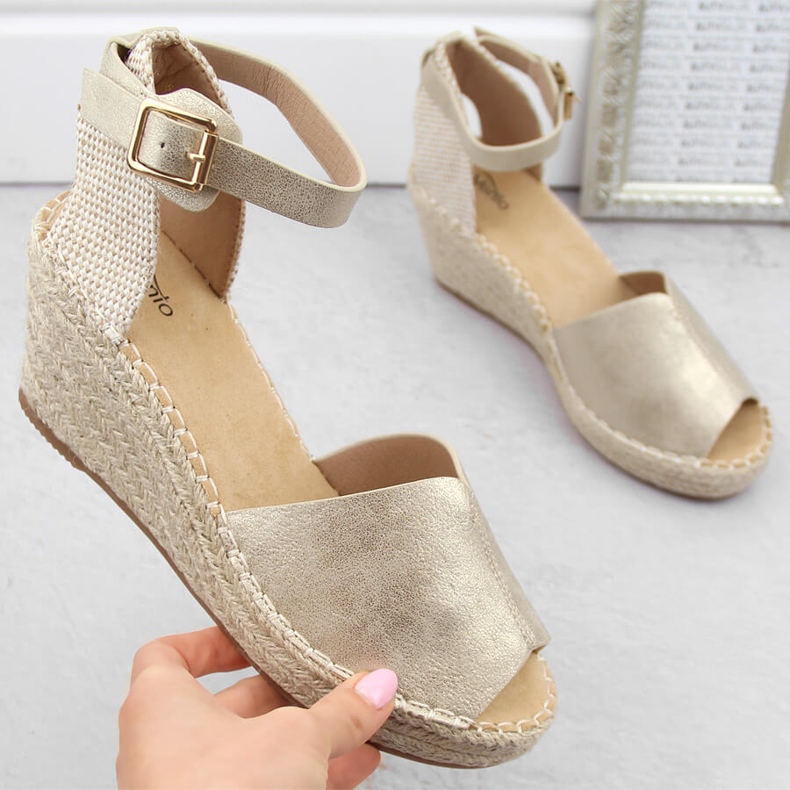 Sandali da donna espadrillas su zeppa oro eVento d'oro 2