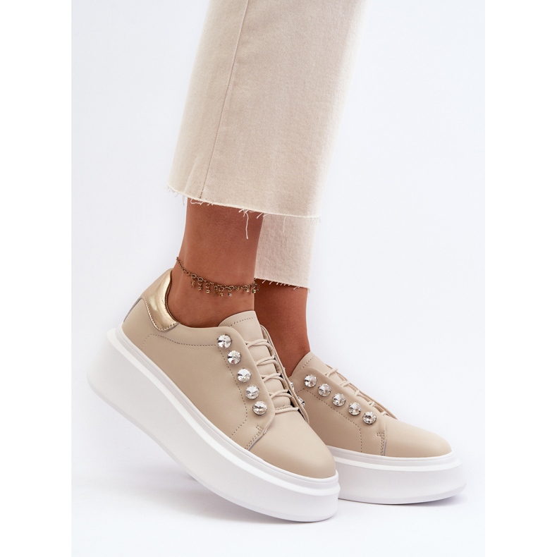 Sneakers da donna in pelle su una piattaforma massiccia Beige S.Barski LR628 2