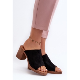 Infradito da donna eleganti e leggere con tacco alto, Nero Varnila 2