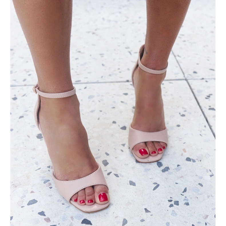 Sandali Asker con tacco alto in ecopelle beige 1