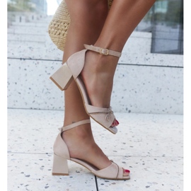 Sandali con tacco alto e sottopiede in pelle Asila beige 1