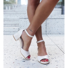 Sandali con tacco alto e sottopiede in pelle Sirin beige 1