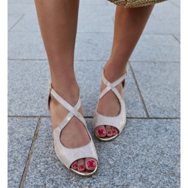 Sandali con tacco alto e sottopiede in pelle Dahna beige 2