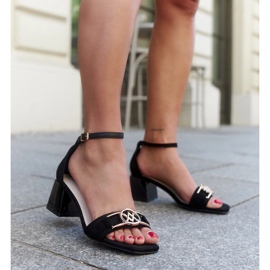 Sandali con tacco alto e plantare Ameena in pelle nero 1