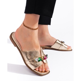 Infradito da donna color oro con pietre d'oro 1