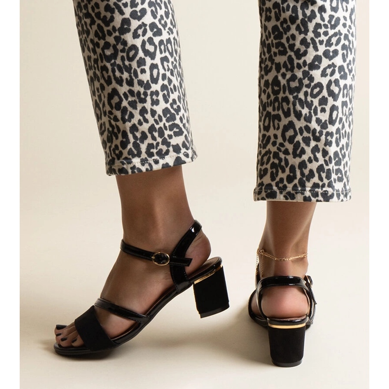 Sandali neri con una combinazione di materiali Hambly nero 2