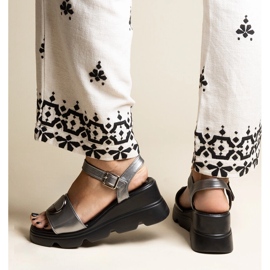 Sandali con zeppa Maddison in ecopelle argento 2