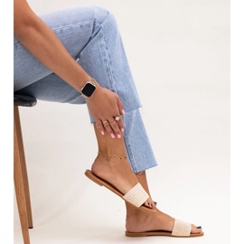 Pantofole Marika ricamate beige chiaro 1