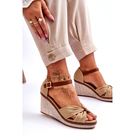 Sandali femminili per zeppe beige 7