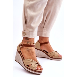 Sandali femminili per zeppe beige 2