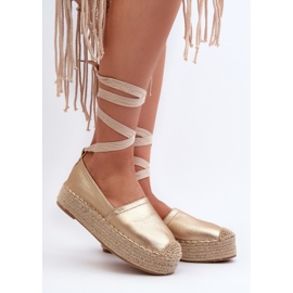 Espadrillas da donna allacciate su plateau con tailesse dorate intrecciate d'oro 2