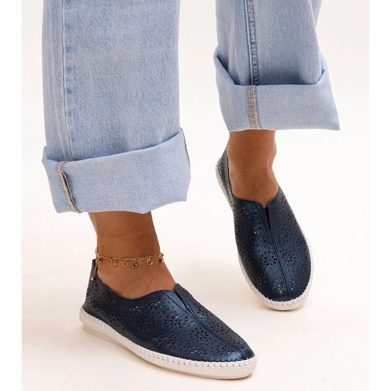 Scarpe Bernice in pelle traforata blu navy 1