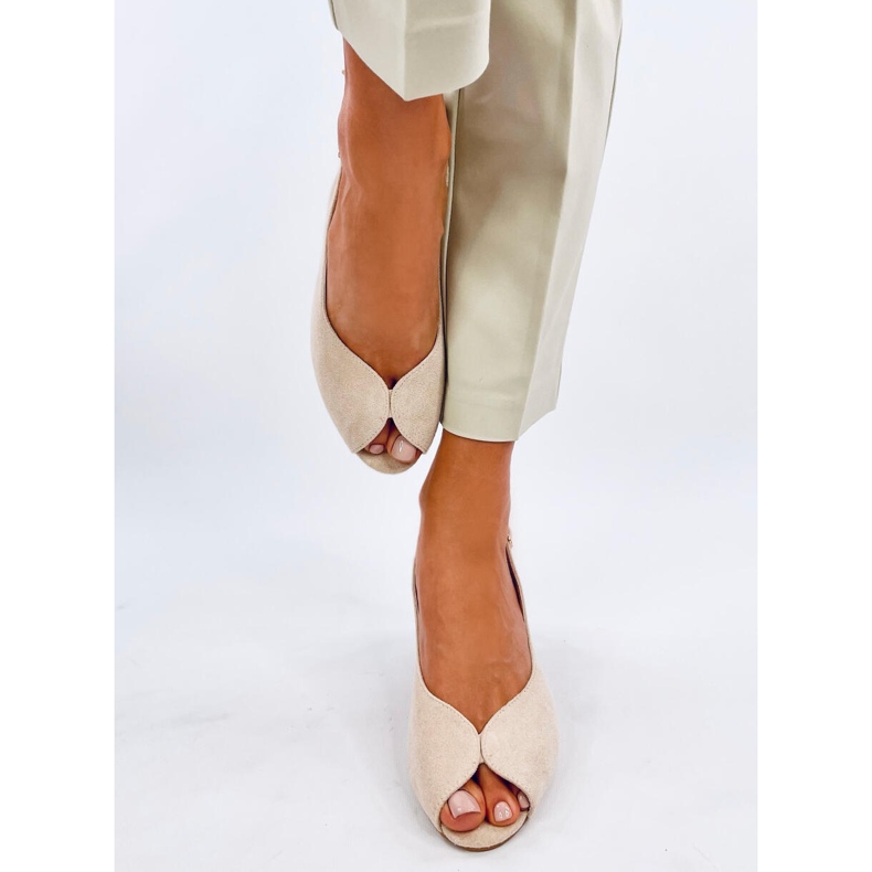 Sandali Venus Beige con tacco alto 1
