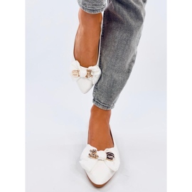 Seastar Bonnies Ballerine bianche a forma di orsetto bianco 1