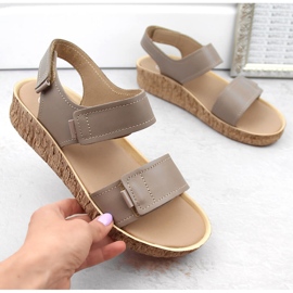 Sandali comodi in pelle da donna cappuccino cappuccino Helios 136.42.020 beige 1
