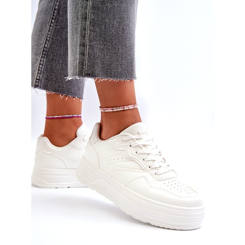News Sneaker sportive femminili sulla piattaforma bianca 3