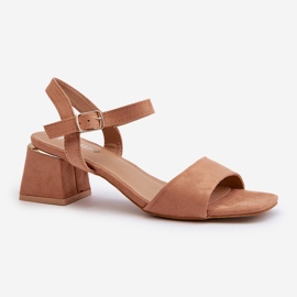 Sandali da Donna su Blocco Realizzati in Eco Pelle Scamosciata Cammello Leisha beige 1