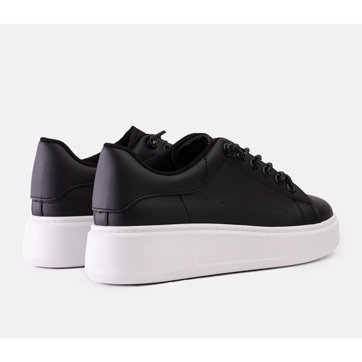 Sneakers nere con accattivante decorazione Asmait nero 1