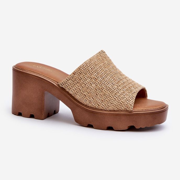 Infradito da donna Titantha beige con tacco alto intrecciato 1