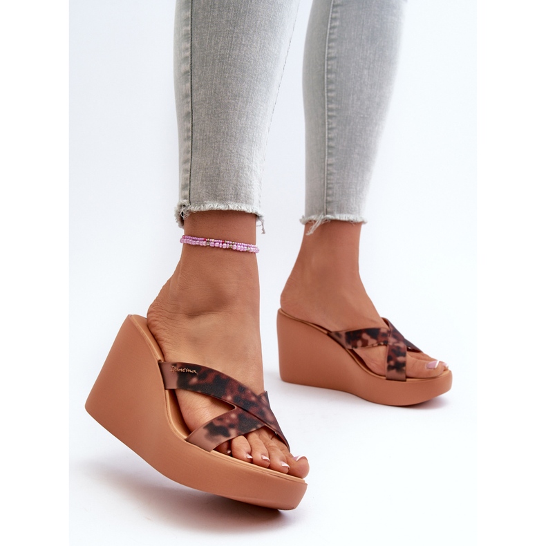 Infradito con zeppa da donna 83520 Ipanema High Fashion Slide Fem Marrone 2