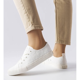 Sneakers bianche con ricamo Big Star LL274223 bianco 2