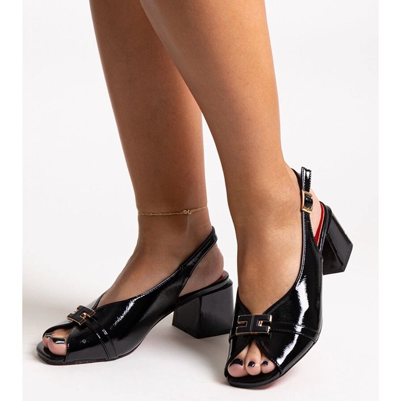 Sandali neri con sottopiede in pelle Totana nero 1