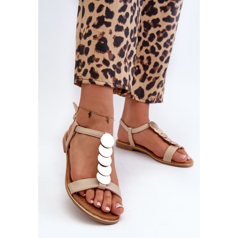 Sandali Bassi da Donna Realizzati in Ecopelle Beige Jeritellia 2