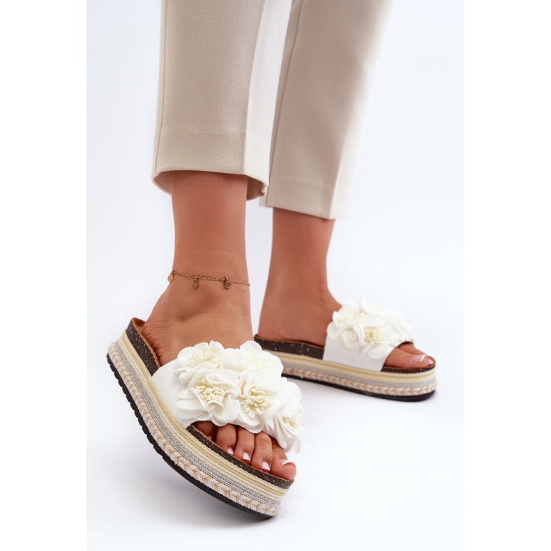 Infradito da Donna con Plateau Decorati con Fiori, Nodina Bianco 2