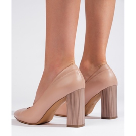 Décolleté beige da donna di Sergio Leone con tacco decorativo 1