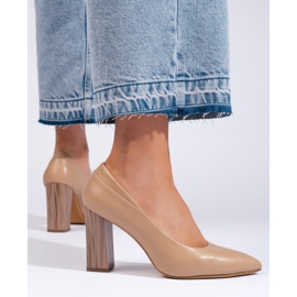 Décolleté beige da donna di Sergio Leone con tacco decorativo 1
