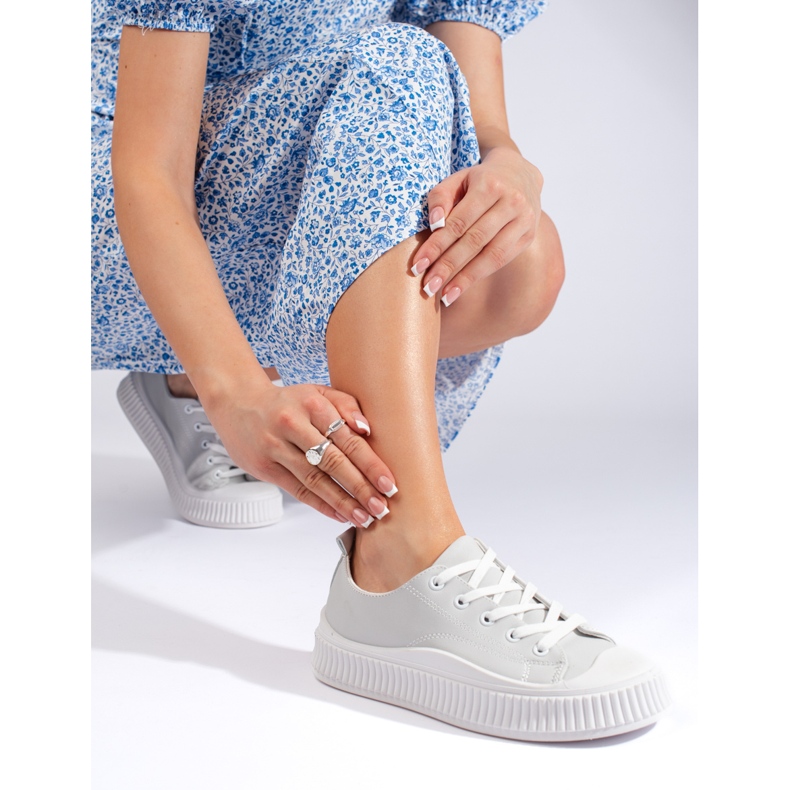 Sneakers grigie da donna realizzate in pelle ecologica grigio 2