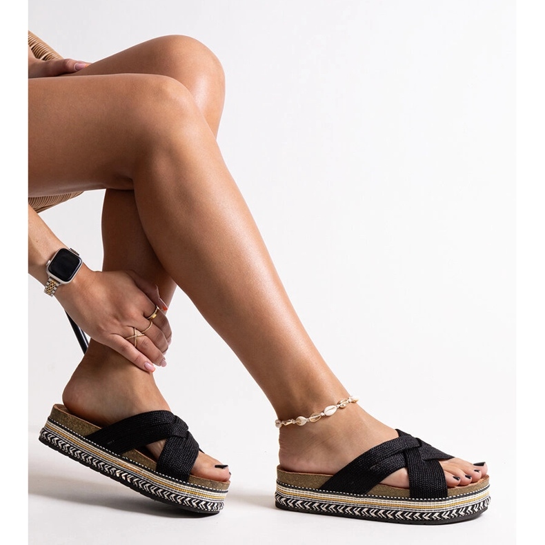 Infradito nere con suola decorativa Demet nero 1