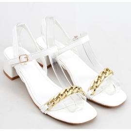Sandali con tacco basso di Daphne White bianco 2