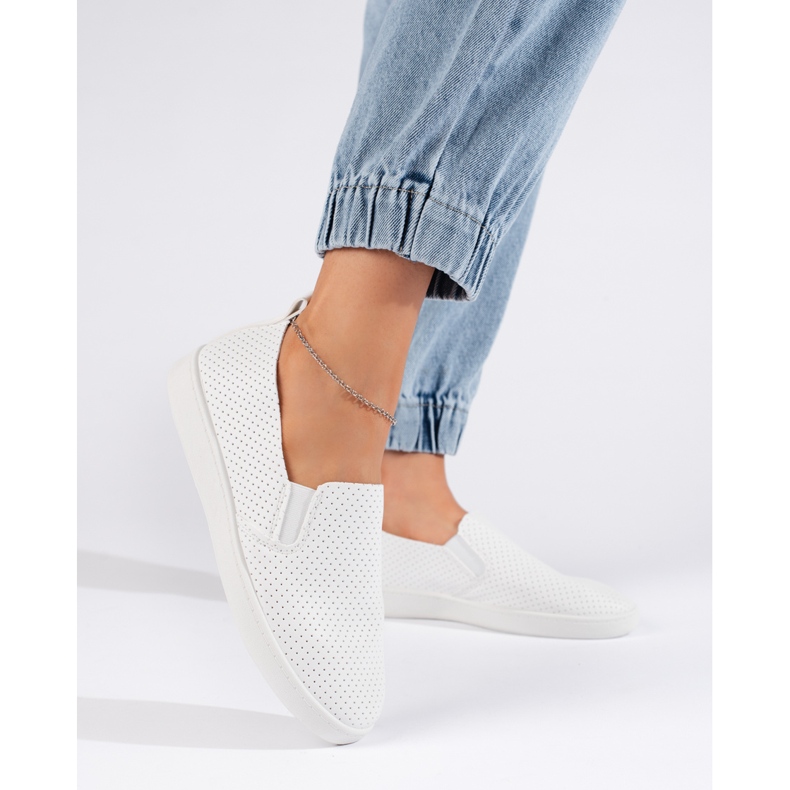 Traforata da donna, slip-on bianco chiaro 1