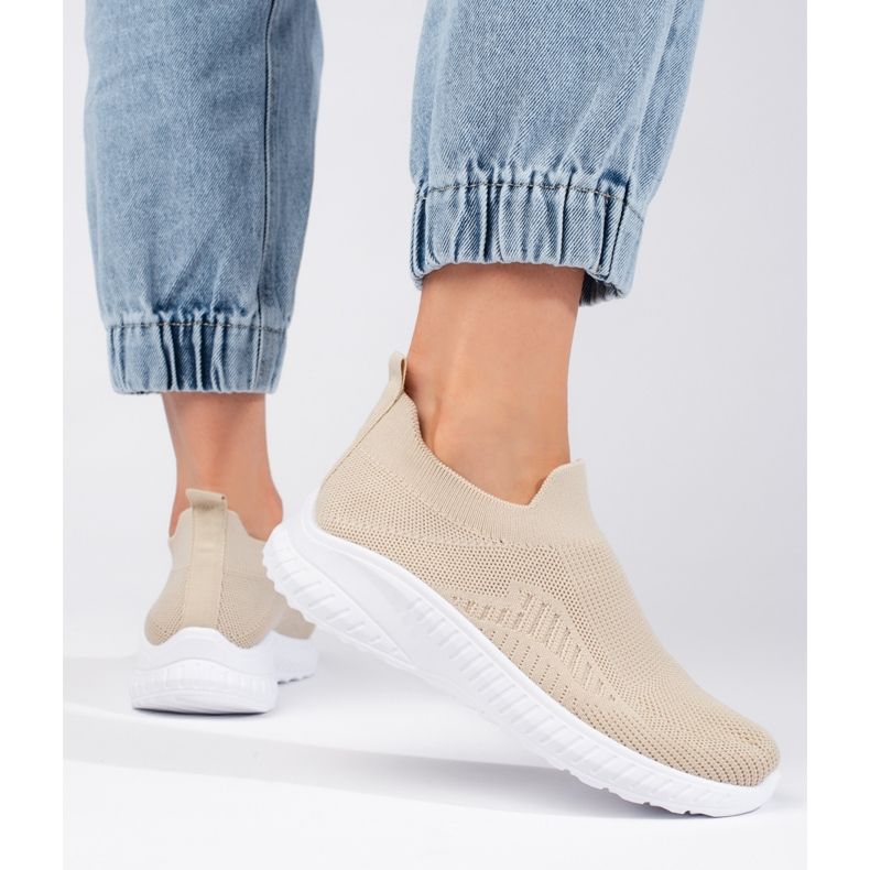 Scarpe sportive slip-on da donna beige 1