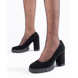 Décolleté da donna in camoscio nero con tacco alto 1