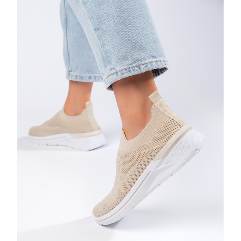 Scarpe sportive in tessuto beige 2