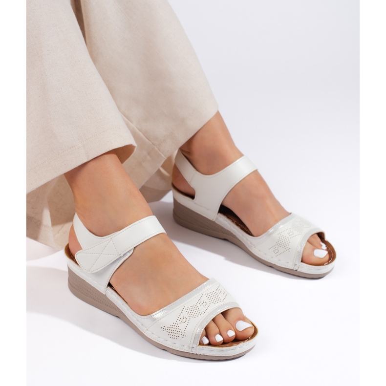 Sandali da donna bianchi con velcro bianca 1