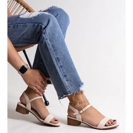 Sandali beige con tacco basso Basina 1
