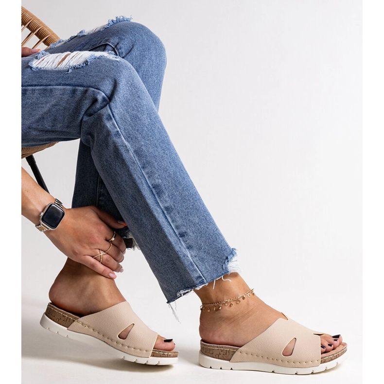 Infradito beige con inserto in pelle Masha 1
