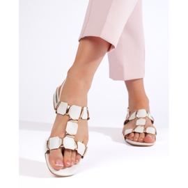 Eleganti sandali piatti bianchi bianco 1