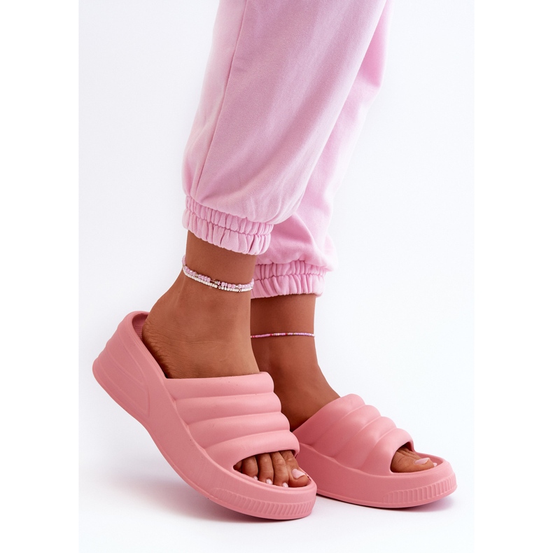 Infradito da donna leggere in schiuma con zeppa e plateau, colore rosa Tendrea 1