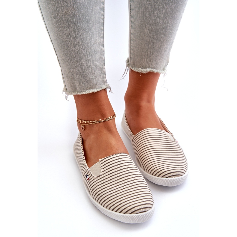 News Scarpe da ginnastica a righe slip-on Pazaria beige da donna 2