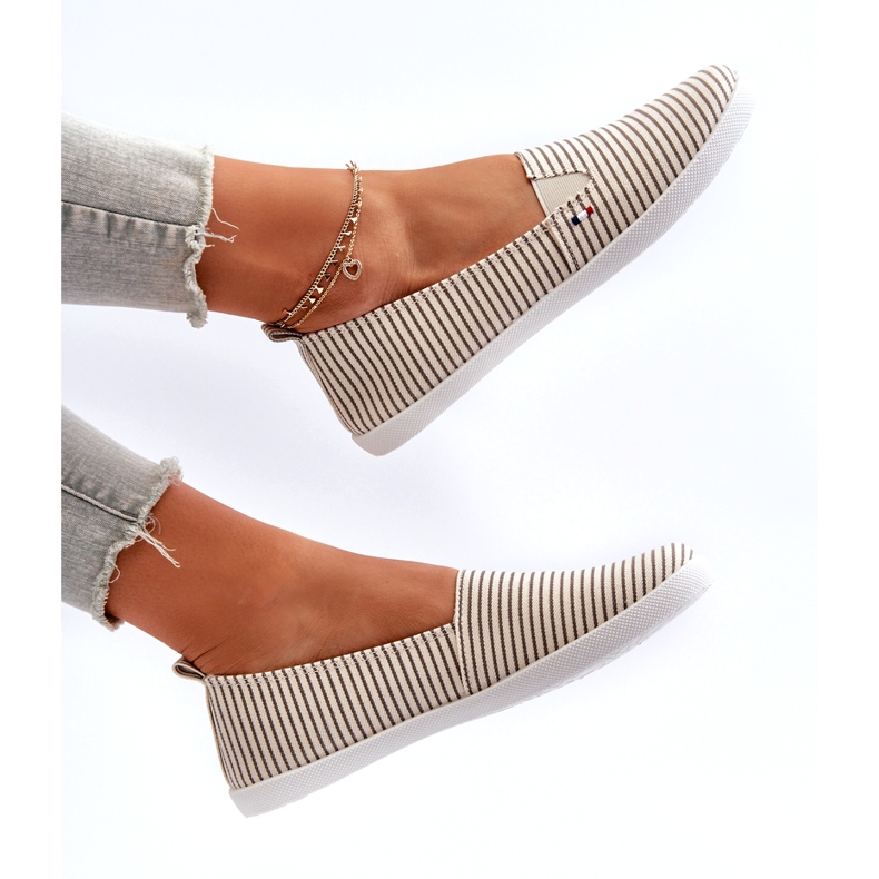 News Scarpe da ginnastica a righe slip-on Pazaria beige da donna 3